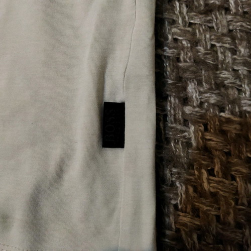 Boss men's medium t-shirt used in very good condition