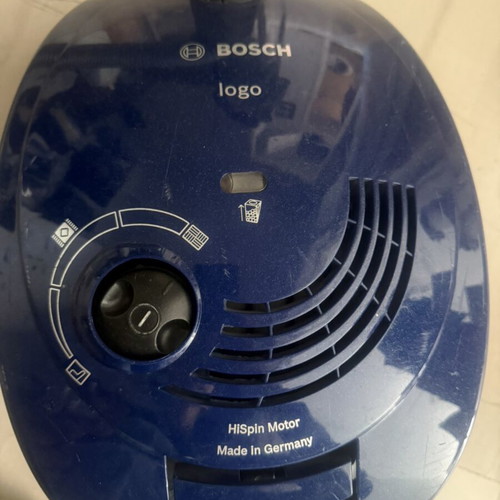 Bosch electric vacuum cleaner