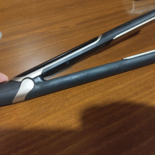 Hair straightener almost unused
