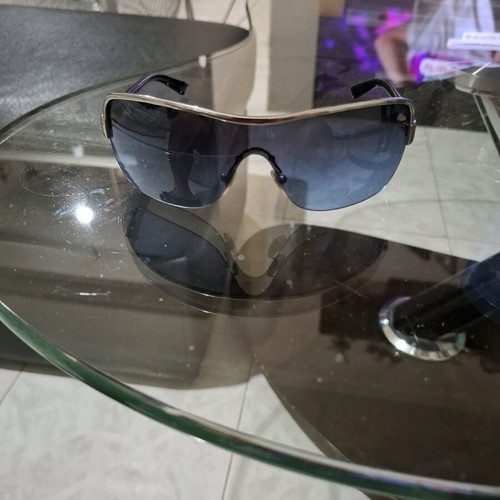 Vogue sunglasses used, old model with nice lens