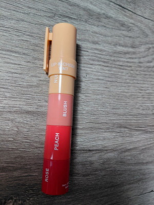 Stick Lip & Cheek Tint Mad Beauty x Disney Princess 4 in 1 new