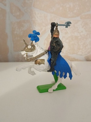 Britains vintage medieval knight miniature with horse