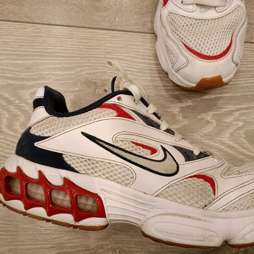 Nike Zoom Air Y2K Vintage sneakers used, white with red and navy details