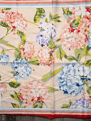 Mango silk scarf like new, multicolored