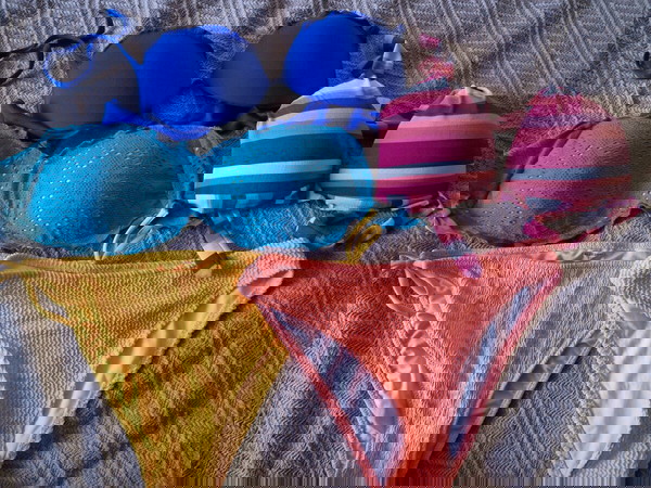πακέτο μαγιο Small calzedonia