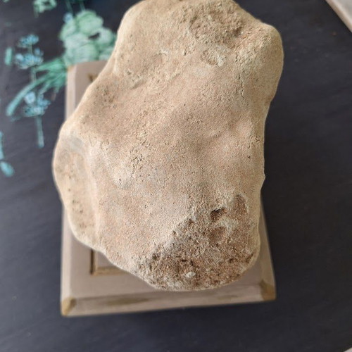 Raw green clay rock like new
