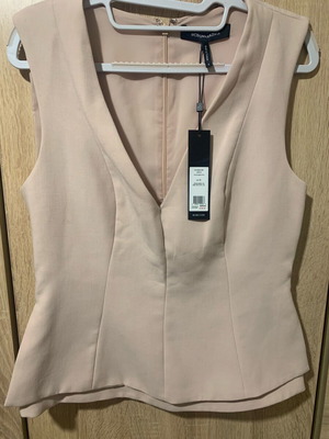 BCBGMAXAZRIA