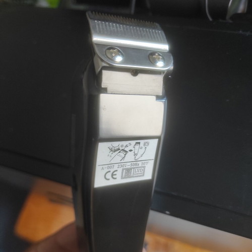 Focus Precis Multi~Cut A007 Electric Hair Clipper like new, complete set