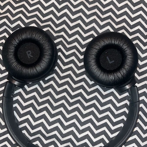 JBL TUNE 510BT Bluetooth On-Ear Headphones Like New