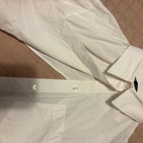 Crop shirt white with open back Zara like new