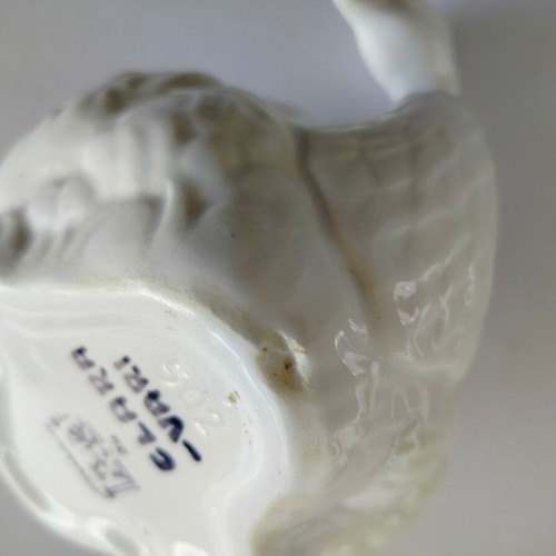 Porcelain decorative swan used, Keramikos
