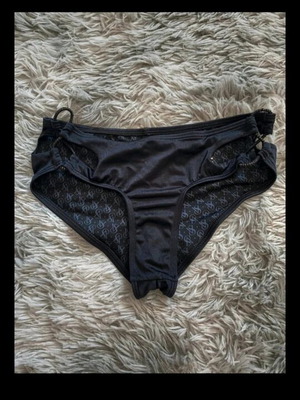 Victoria's Secret swimsuit black like new, size S