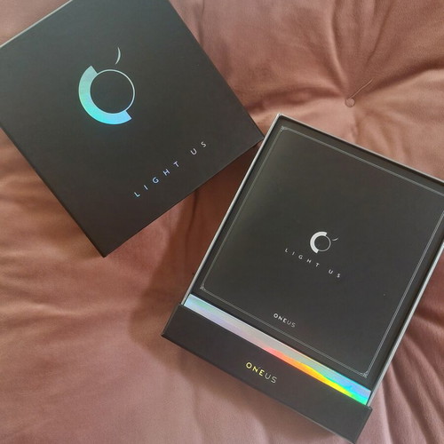 Oneus Light Us album like new