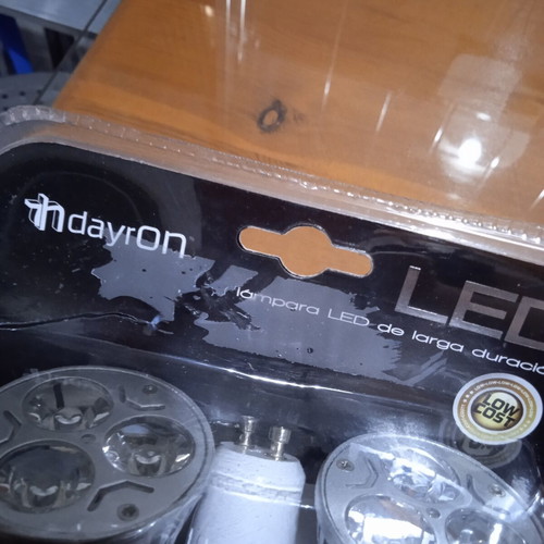 Led bulbs new, pack of 3
