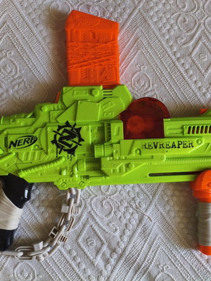 Nerf Revreaper играчка като нова, голяма