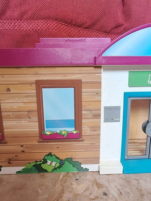 Playmobil Veterinary Clinic with figures and animals