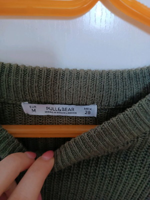Pull & Bear pullover like new, green, size M