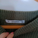 Pull & Bear pullover like new, green, size M