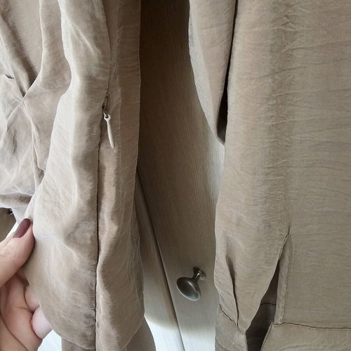 Zara blouse like new brown mocha with gold buttons, size small