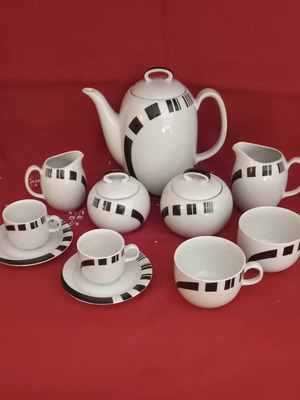 Walbrzych porcelain coffee and tea set used