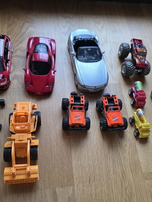 Toy cars used, some rare, pack