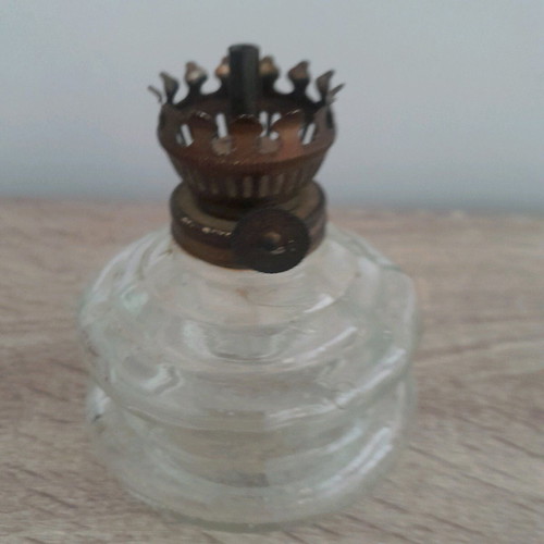 Oil lamp used with thick glass, size 7x19 cm