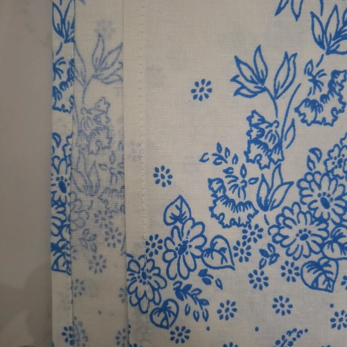Single cotton bed sheet with blue floral design like new
