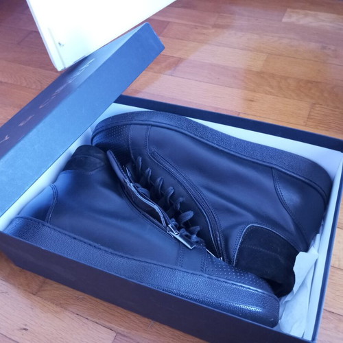 Men's boots new, size 45, black
