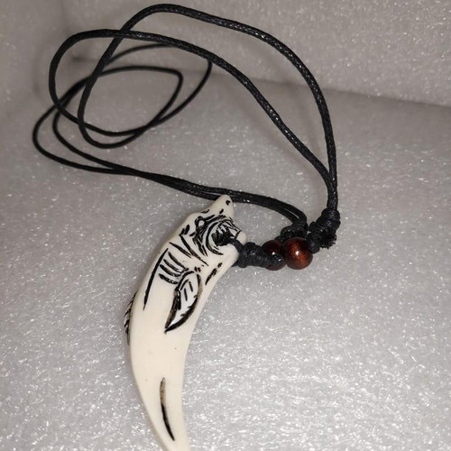Shark Tooth Pendant with Adjustable Cord like new