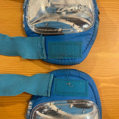 Protective pads for knees and elbows used, for boys 4-7 years