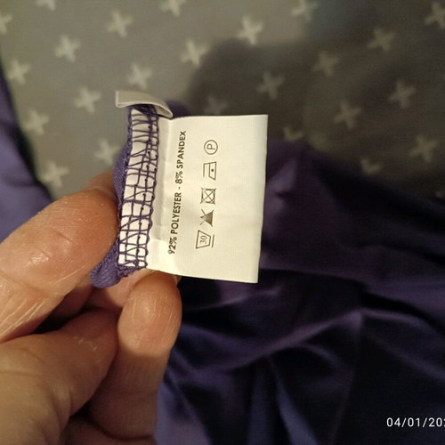 Women's purple wrap blouse like new with small jewel, size S