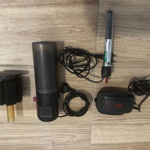 Aquarium like new with Eheim Classic 150 external filter and accessories