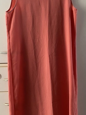 Women's dress pink like new, size L