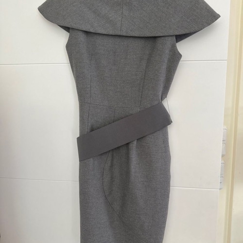 Alice + Olivia wool gray dress size 6 US used