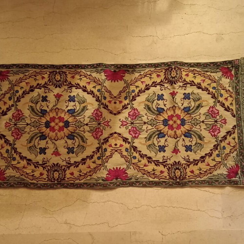Hand-Embroidered Table Runner like new, 73x36 cm without fringes