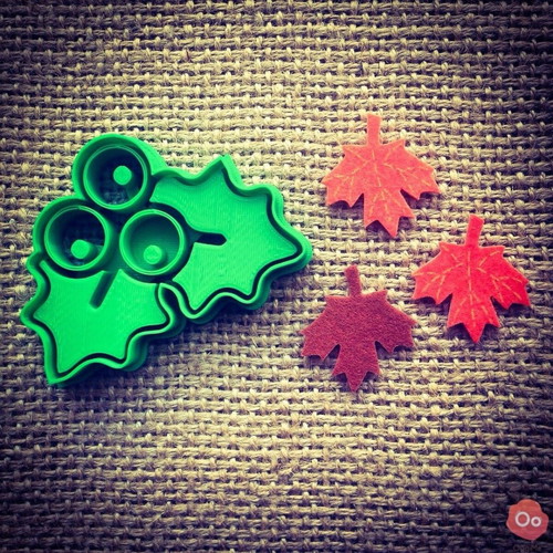 Mistletoe cookie cutter made to order, PETG food-safe