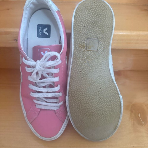 Veja sneakers pink like new, size 40