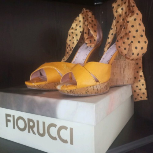 Fiorucci platform sandals like new, yellow leather with polka dot laces