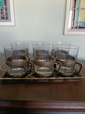 Bronze tray with 6 tea glasses like new