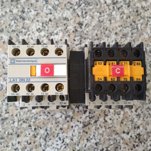 Telemecanique LC1D1810 power relay double coil 110V AC