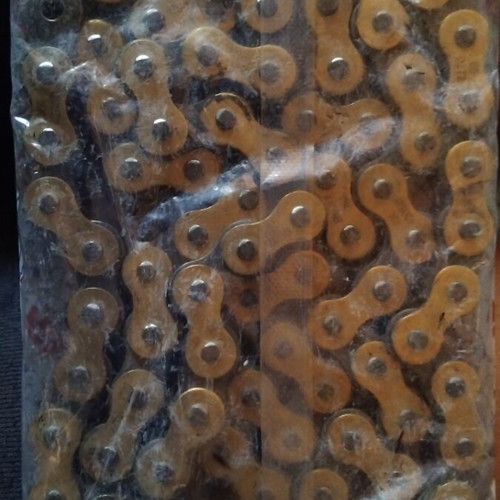 RK Motorcycle Chain 420 Gold 110d new
