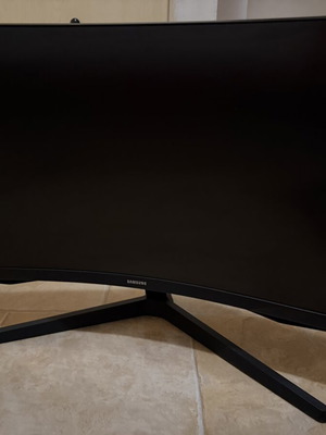 Samsung C27G55TQBU 2560 x 1440 curved LCD monitor