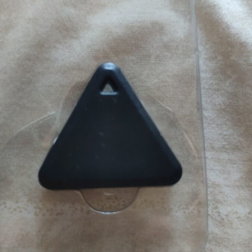 Bluetooth location tracker and anti-theft alarm used