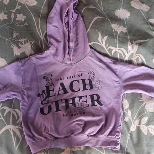 Benetton girls' sweatshirt used, size 130 for 7-8 years old