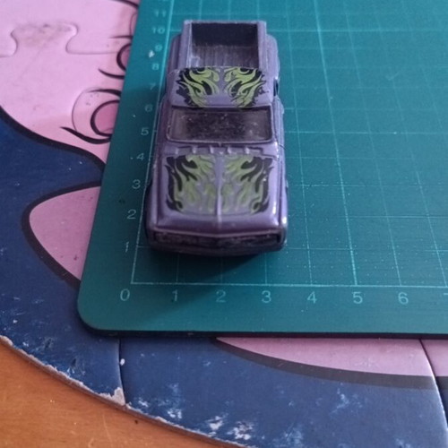 Hot Wheels Custom '69 Chevy Pickup purple with green flames HW Flames series