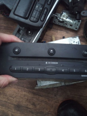 Renault Megane 6 δίσκων CD changer μεταχειρισμένο