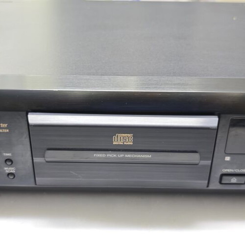 Sony CDP XE 900 CD player used in good condition