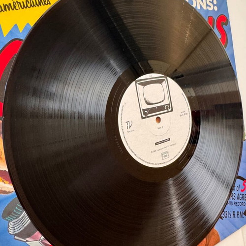 TeeVee Toons The Commercials LP like new, pop genre