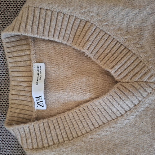 Zara sleeveless sweater cropped top beige new, size M