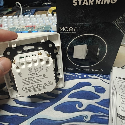 Moes Star Ring Zigbee Dimmer Switch ZS-SR-EUD like new